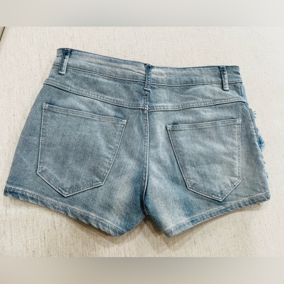 Sandro jean shorts with feather details, size 36 - Picture 3 of 4